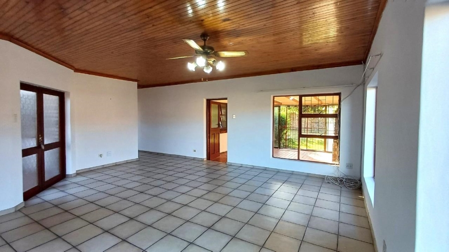 3 Bedroom Property for Sale in Hartenbos Central Western Cape